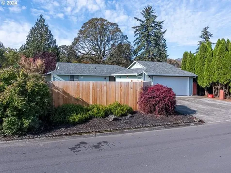 357 NE Hyde Circle Hillsboro OR 97124