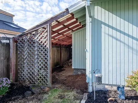 357 NE Hyde Circle Hillsboro OR 97124