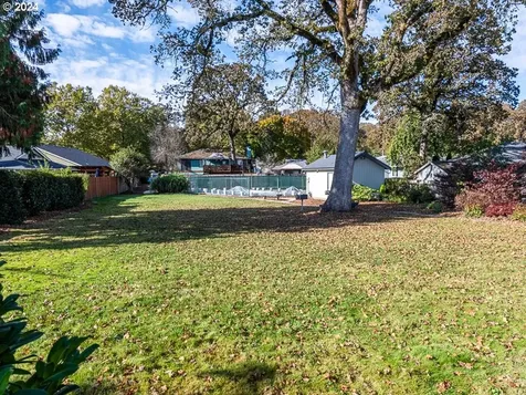 357 NE Hyde Circle Hillsboro OR 97124