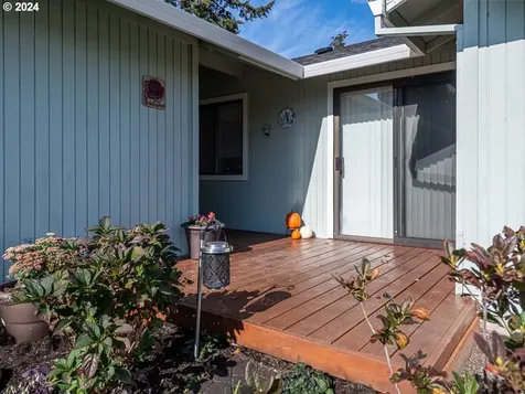 357 NE Hyde Circle Hillsboro OR 97124