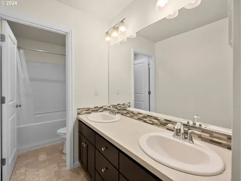 17007 Se Rhododendron Street Happy Valley OR 97086