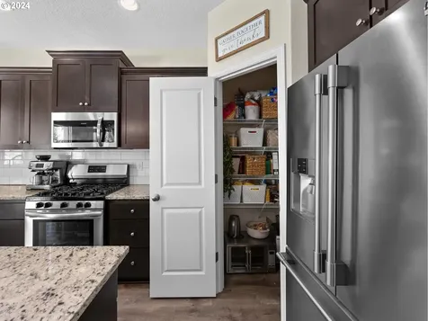 17007 Se Rhododendron Street Happy Valley OR 97086