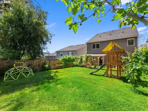 17007 Se Rhododendron Street Happy Valley OR 97086