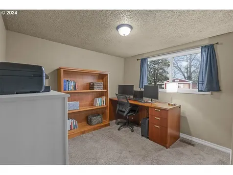 549 Ford Street Se Salem OR 97301