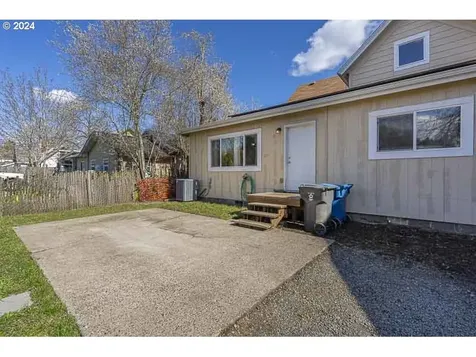 549 Ford Street Se Salem OR 97301