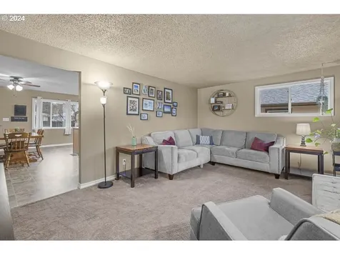 549 Ford Street Se Salem OR 97301