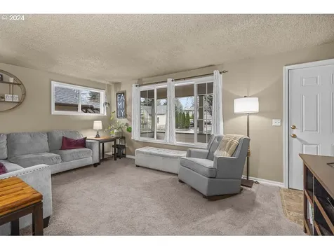 549 Ford Street Se Salem OR 97301