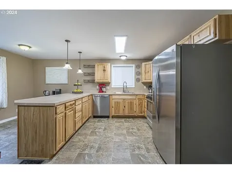 549 Ford Street Se Salem OR 97301