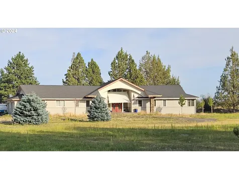 61910 Skyline View Drive Bend OR 97702