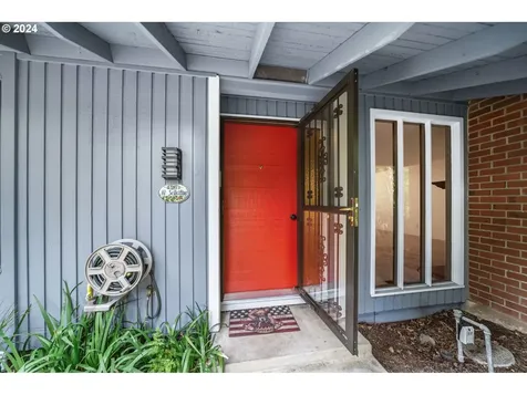 15150 SW New Plymouth Lane Beaverton OR 97007