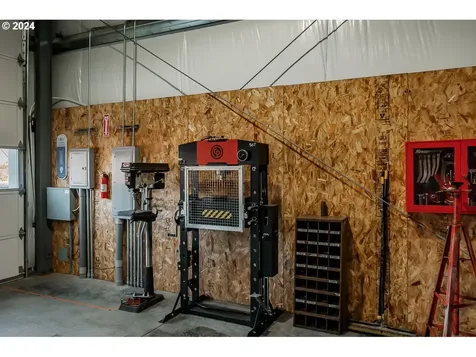 39188 Highway 226 Scio OR 97374