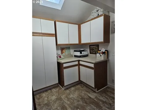233 NW Cedar Avenue Redmond OR 97756