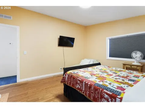 20687 Ne Crestview Drive Fairview OR 97024