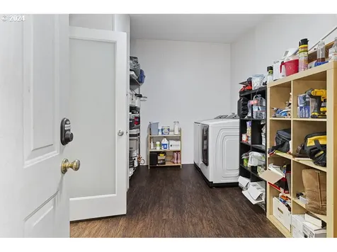 20687 Ne Crestview Drive Fairview OR 97024