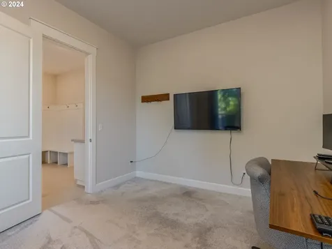 18205 NE 79th Street Vancouver WA 98682