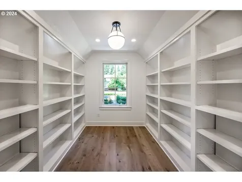 361 10th Street Lake Oswego OR 97034