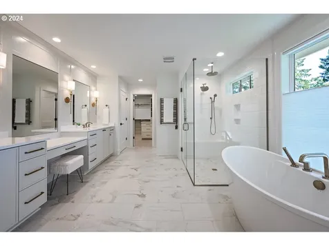 361 10th Street Lake Oswego OR 97034
