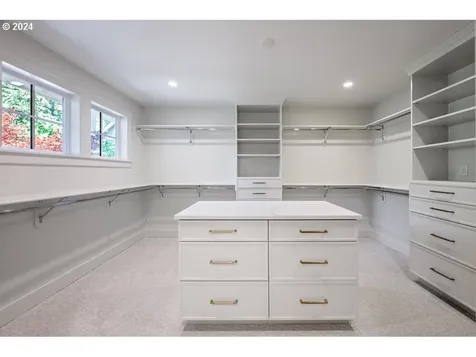361 10th Street Lake Oswego OR 97034