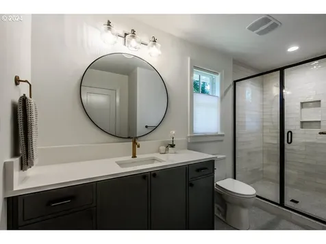 361 10th Street Lake Oswego OR 97034