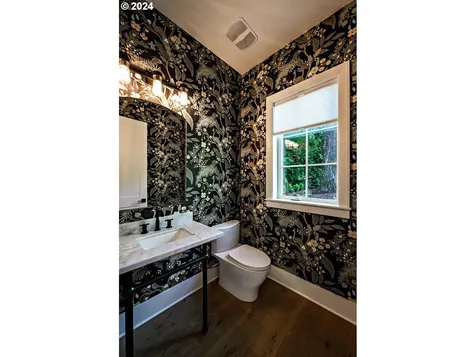 361 10th Street Lake Oswego OR 97034
