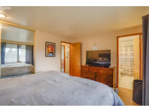 13801 SE 14th Street Vancouver WA 98683