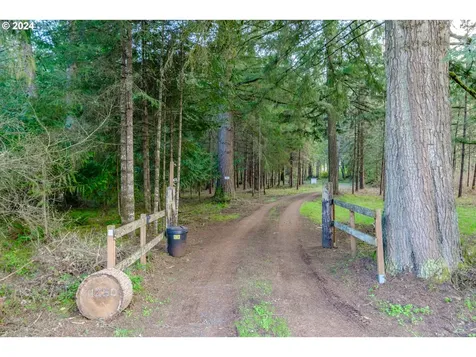 41250 Mcdowell Creek Drive Lebanon OR 97355