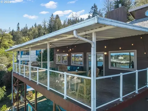 9608 Nw Rosaria Avenue Portland OR 97231