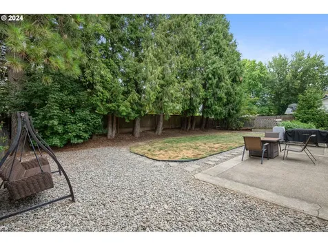 220 SE Evelyn Avenue Gresham OR 97080