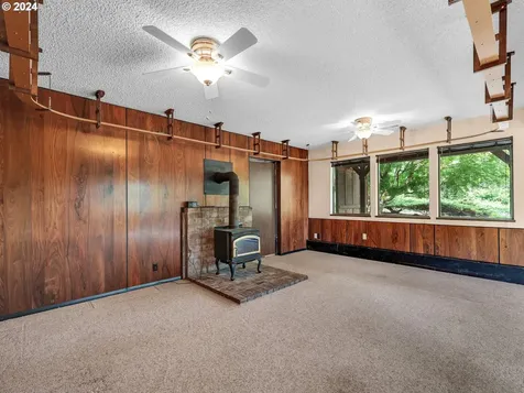 90209 Manion Drive Warrenton OR 97146