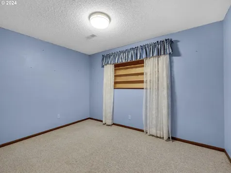90209 Manion Drive Warrenton OR 97146