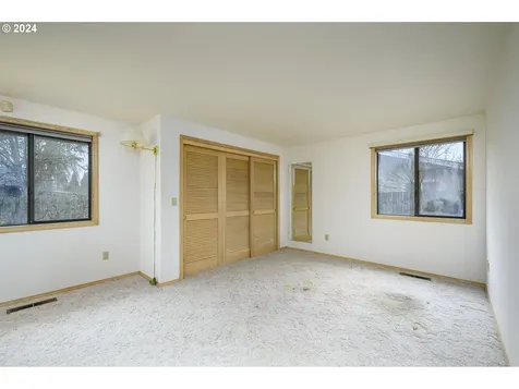 2202 NW Saint Andrews Drive Mcminnville OR 97128
