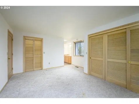 2202 NW Saint Andrews Drive Mcminnville OR 97128