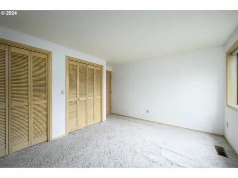 2202 NW Saint Andrews Drive Mcminnville OR 97128