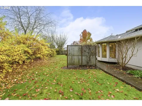 2202 NW Saint Andrews Drive Mcminnville OR 97128