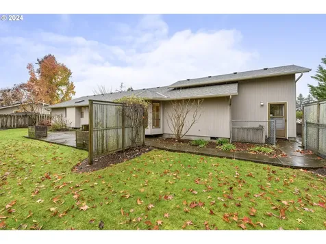 2202 NW Saint Andrews Drive Mcminnville OR 97128