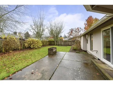2202 NW Saint Andrews Drive Mcminnville OR 97128