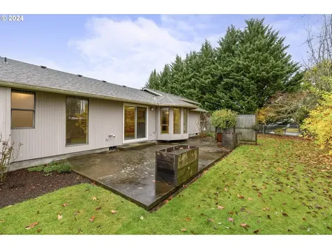 2202 NW Saint Andrews Drive Mcminnville OR 97128