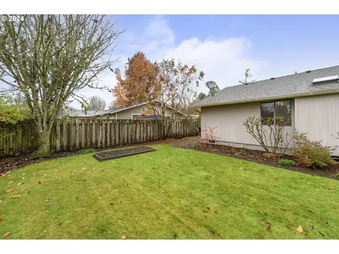 2202 NW Saint Andrews Drive Mcminnville OR 97128