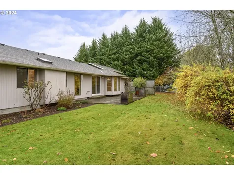 2202 NW Saint Andrews Drive Mcminnville OR 97128