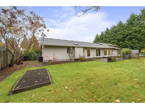 2202 NW Saint Andrews Drive Mcminnville OR 97128