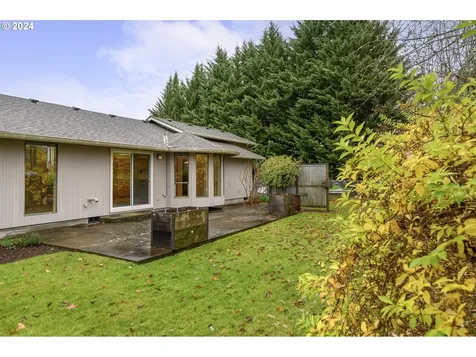 2202 NW Saint Andrews Drive Mcminnville OR 97128