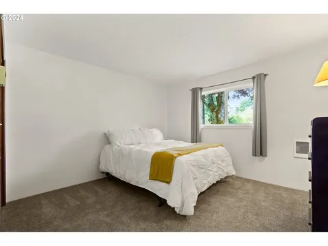 4722 SE Chase Road Gresham OR 97080