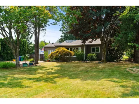 4722 SE Chase Road Gresham OR 97080