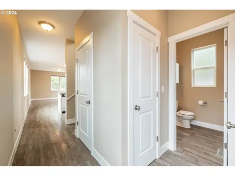 5333 SE Lambert Street Portland OR 97206
