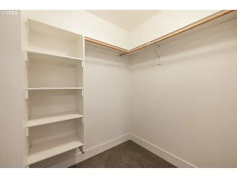 5333 SE Lambert Street Portland OR 97206