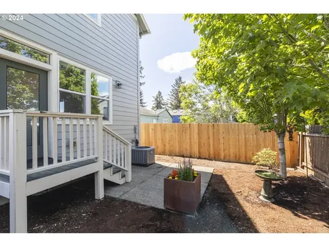 5333 SE Lambert Street Portland OR 97206
