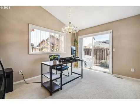 4628 SE Powell Butte Parkway Portland OR 97236