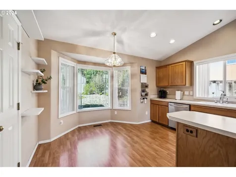 4628 SE Powell Butte Parkway Portland OR 97236