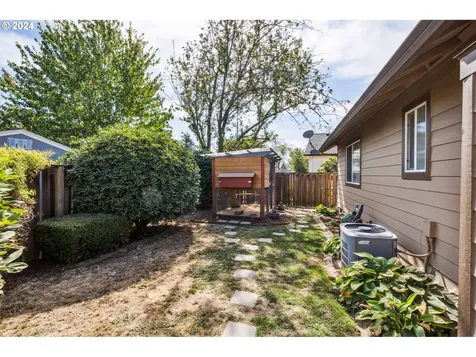 4628 SE Powell Butte Parkway Portland OR 97236