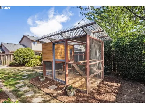 4628 SE Powell Butte Parkway Portland OR 97236